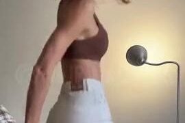Yourina Fansly Leak Sexy Dance Boobs Shake