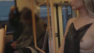 Kaylee Killion Nude In Public Transport Onlyfans Video